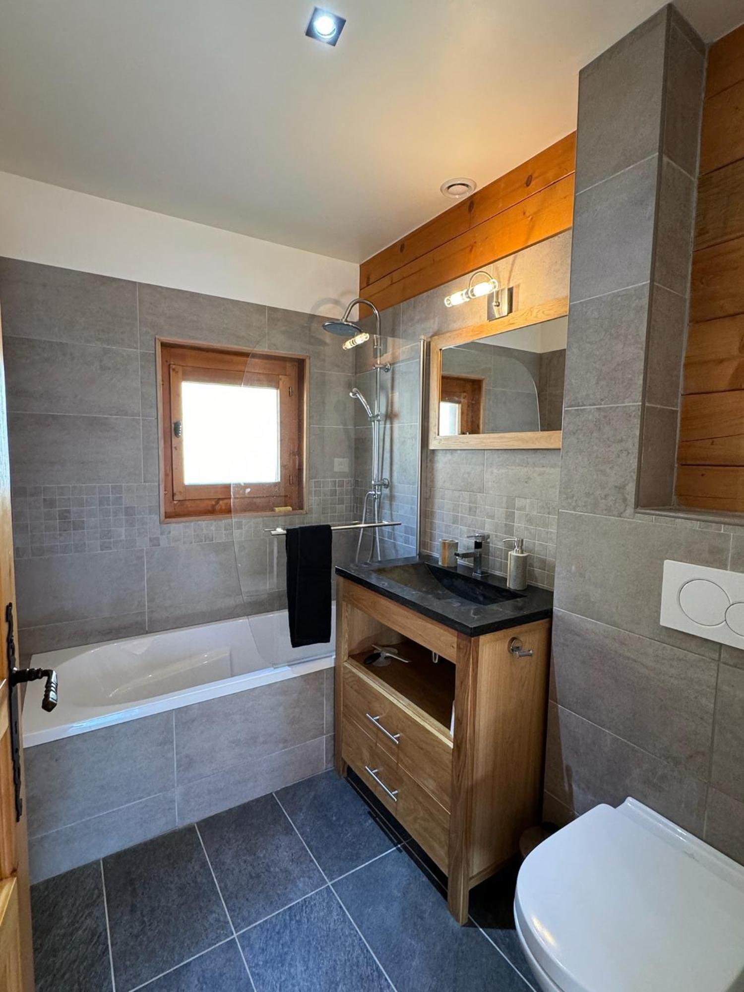 Charming, Cosy Chalet Nestled In A Breathtaking Surrounding With Spectacular, Stunning Mountain Views Abondance المظهر الخارجي الصورة