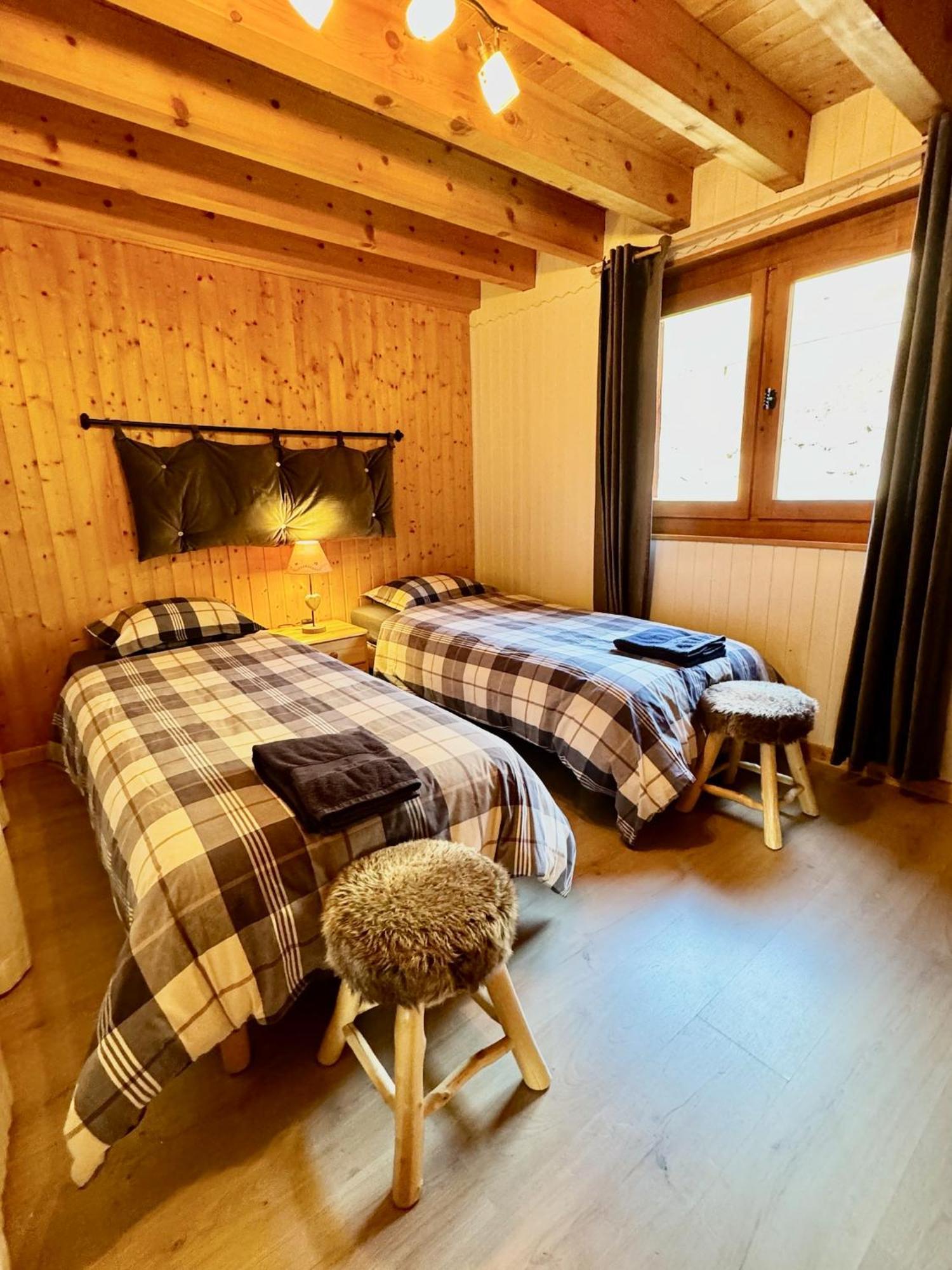 Charming, Cosy Chalet Nestled In A Breathtaking Surrounding With Spectacular, Stunning Mountain Views Abondance المظهر الخارجي الصورة