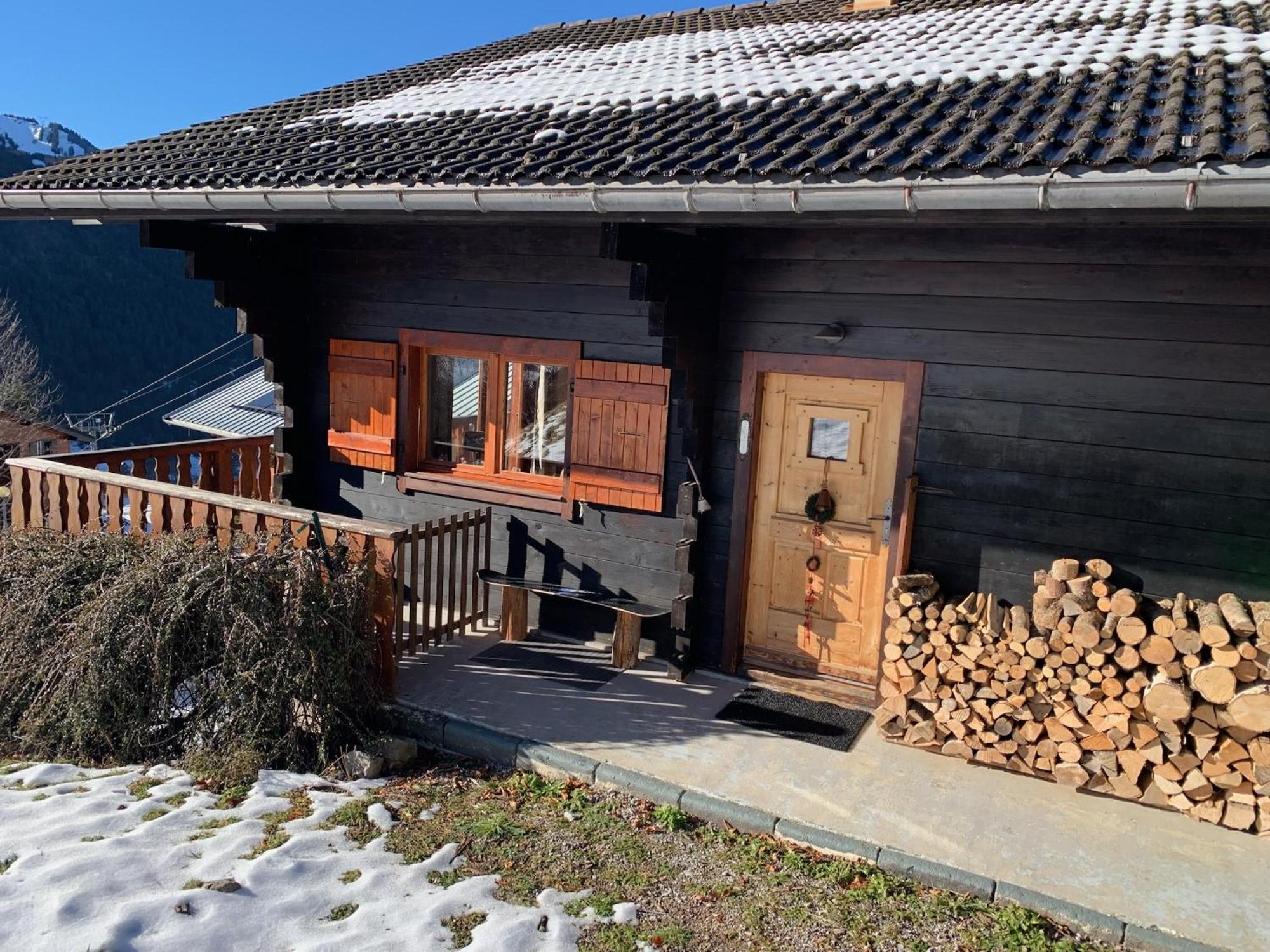 Charming, Cosy Chalet Nestled In A Breathtaking Surrounding With Spectacular, Stunning Mountain Views Abondance المظهر الخارجي الصورة
